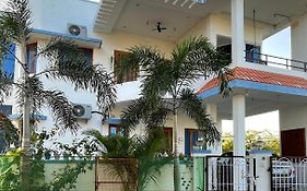 Bliss-Family Homestay